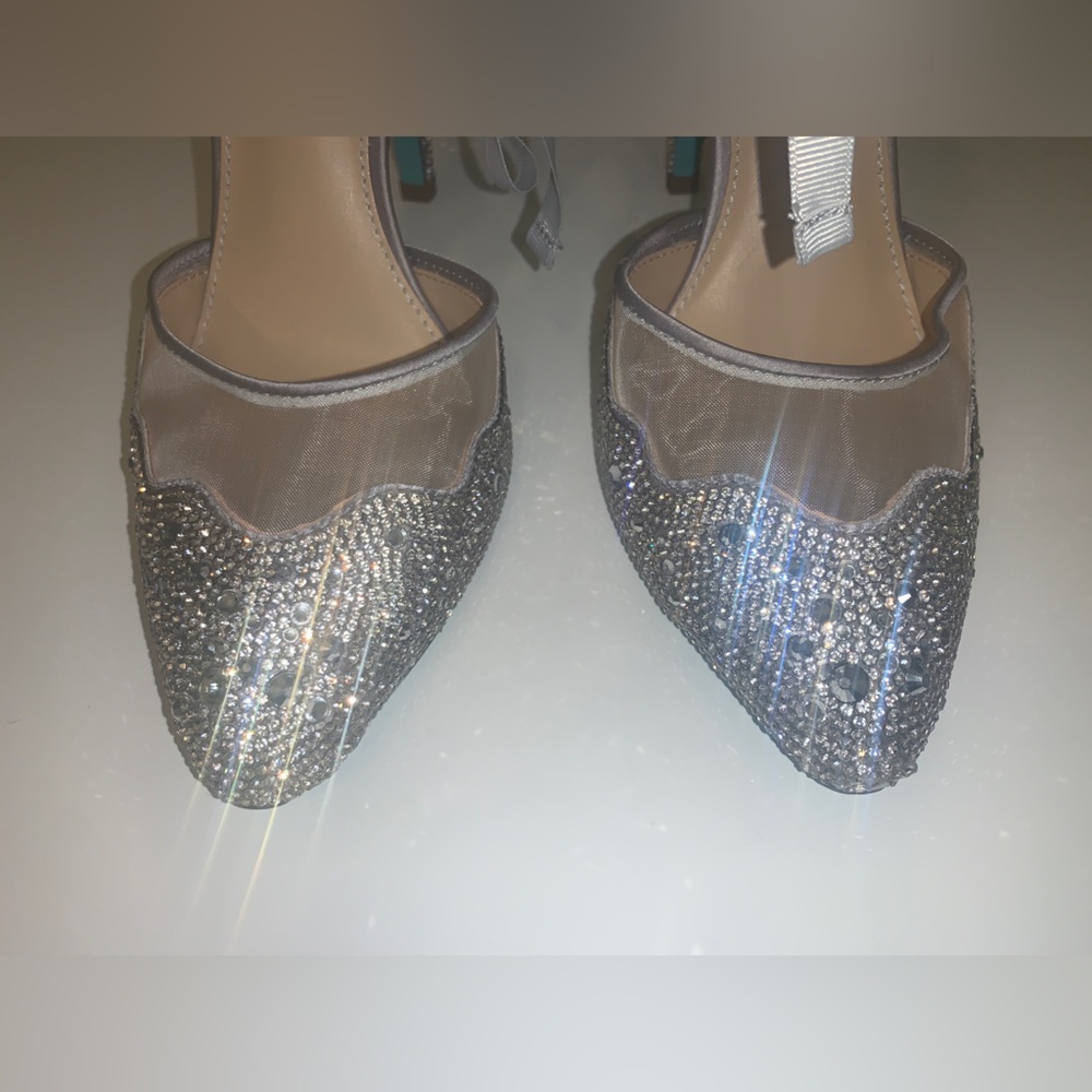 Silver Betsey Johnson Women's Iris Dress Pumps Many Sizes NEW - Picture 13 of 14